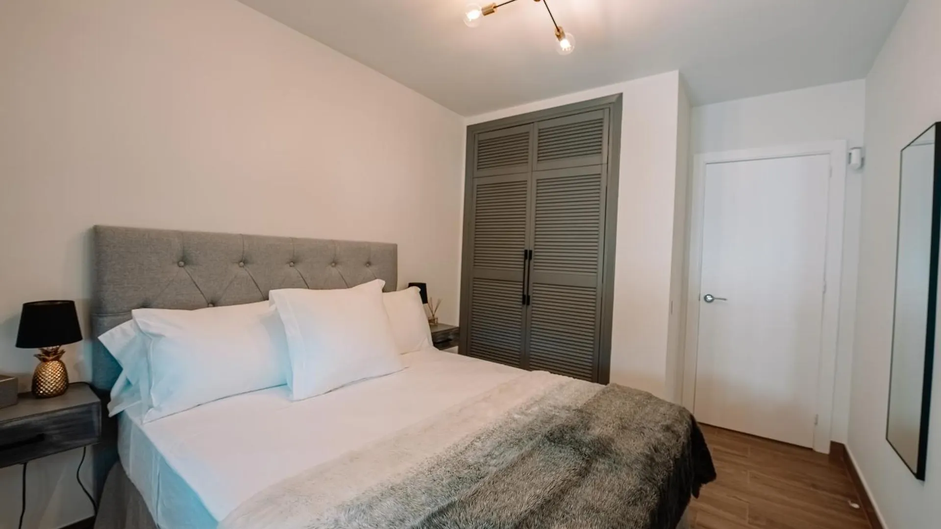 Bella Luna - Sea & Mountains Views Apartment Estepona Spain