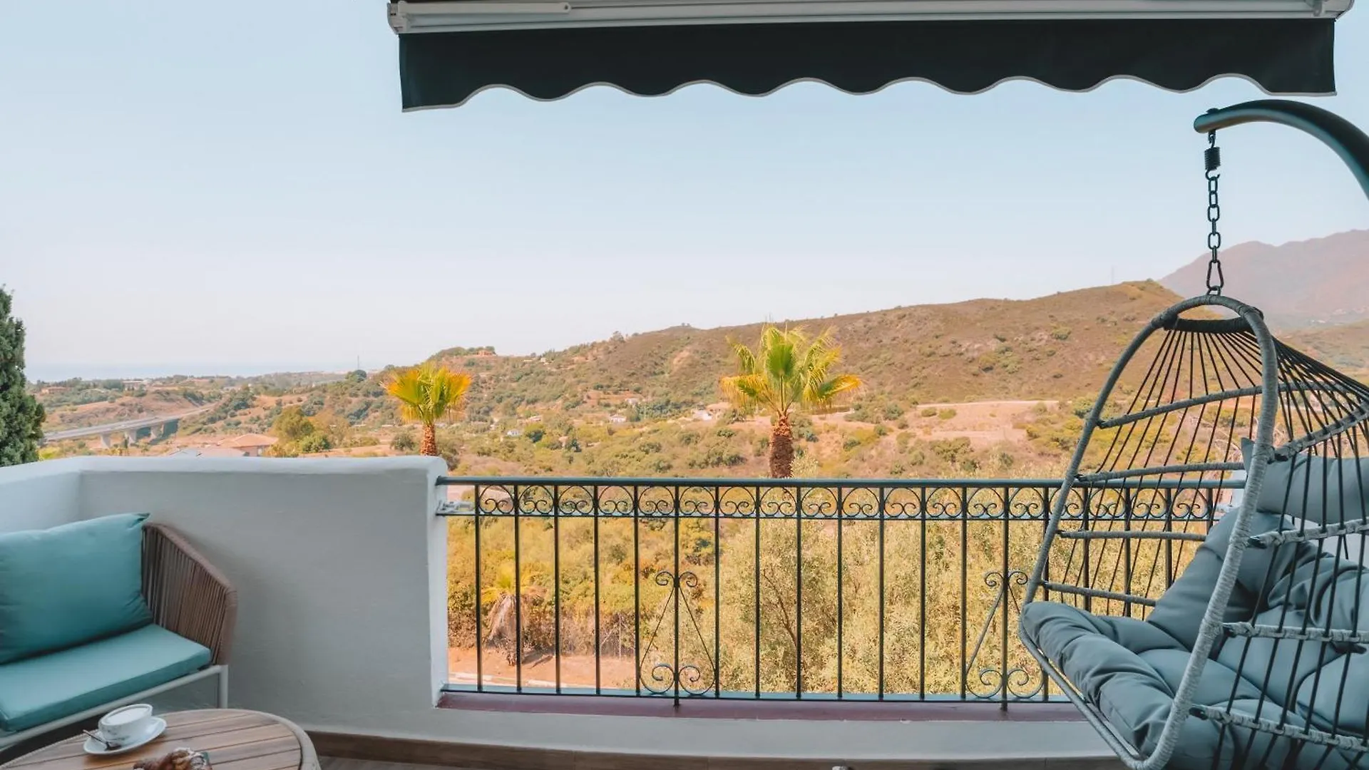 Bella Luna - Sea & Mountains Views Apartment Estepona 0*,  Spain