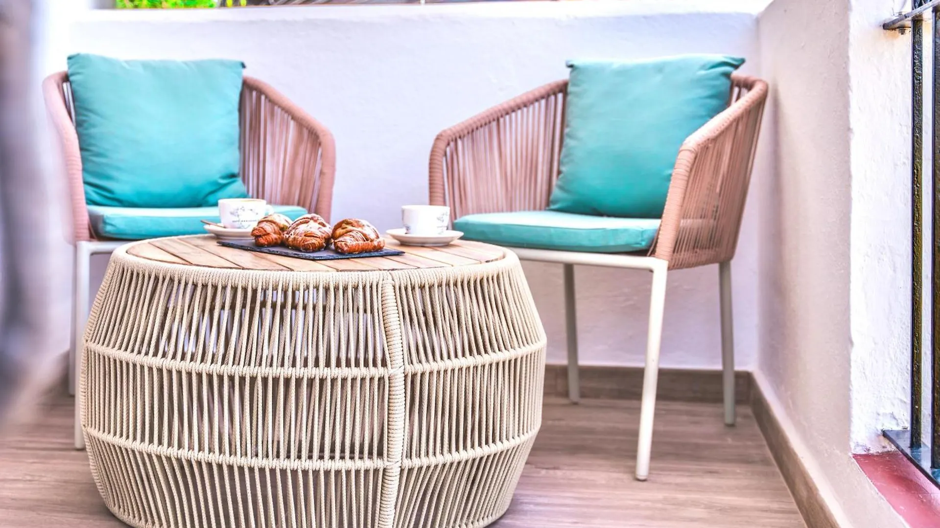 Bella Luna - Sea & Mountains Views Apartment Estepona 0*,  Spain